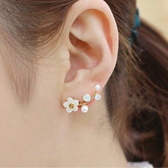 Lulus Jewelry - “Floral Dreams” Japanese Cherry Blossom Minimalist Spring Pearl/Diamond …